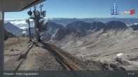 Archived image Webcam Tiroler Zugspitzbahn Top Station 10:00