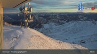 Archiv Foto Webcam Tiroler Zugspitzbahn: Bergstation 18:00