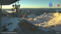 Archiv Foto Webcam Tiroler Zugspitzbahn: Bergstation 07:00