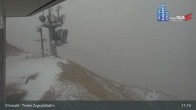 Archived image Webcam Tiroler Zugspitzbahn Top Station 10:00