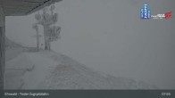 Archived image Webcam Tiroler Zugspitzbahn Top Station 07:00