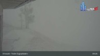 Archived image Webcam Tiroler Zugspitzbahn Top Station 08:00