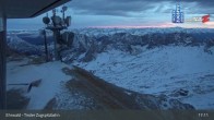 Archiv Foto Webcam Tiroler Zugspitzbahn: Bergstation 04:00