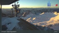 Archiv Foto Webcam Tiroler Zugspitzbahn: Bergstation 06:00