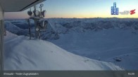 Archiv Foto Webcam Tiroler Zugspitzbahn: Bergstation 04:00