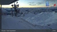 Archiv Foto Webcam Tiroler Zugspitzbahn: Bergstation 07:00