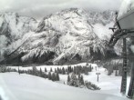 Archived image Webcam mountain station chairlift "Gaistal", "Ehrwalder Alm" 06:00
