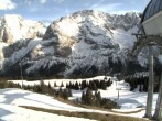 Archived image Webcam mountain station chairlift "Gaistal", "Ehrwalder Alm" 17:00