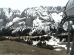 Archived image Webcam mountain station chairlift "Gaistal", "Ehrwalder Alm" 11:00