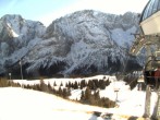 Archived image Webcam mountain station chairlift "Gaistal", "Ehrwalder Alm" 13:00