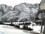 Archived image Webcam mountain station chairlift "Gaistal", "Ehrwalder Alm" 07:00