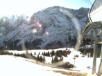 Archived image Webcam mountain station chairlift "Gaistal", "Ehrwalder Alm" 09:00