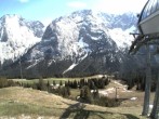 Archiv Foto Webcam Bergstation Sesselbahn Gaistal, Ehrwalder Alm 15:00