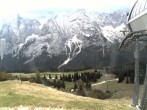 Archived image Webcam mountain station chairlift "Gaistal", "Ehrwalder Alm" 11:00