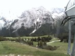 Archived image Webcam mountain station chairlift "Gaistal", "Ehrwalder Alm" 13:00
