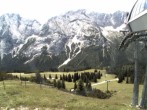 Archived image Webcam mountain station chairlift "Gaistal", "Ehrwalder Alm" 11:00