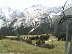 Archived image Webcam mountain station chairlift "Gaistal", "Ehrwalder Alm" 13:00