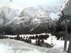 Archived image Webcam mountain station chairlift "Gaistal", "Ehrwalder Alm" 06:00