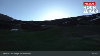 Archived image Webcam Jerzens - Hochzeiger Mittelstation 06:00