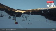 Archiv Foto Webcam Jerzens - Hochzeiger Talstation 04:00