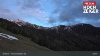 Archiv Foto Webcam Jerzens - Zirbenbahn Bergstation 02:00