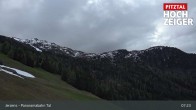 Archiv Foto Webcam Jerzens - Zirbenbahn Bergstation 06:00