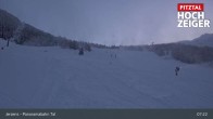 Archiv Foto Webcam Jerzens - Zirbenbahn Bergstation 06:00