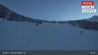 Archiv Foto Webcam Jerzens - Zirbenbahn Bergstation 07:00