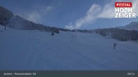 Archiv Foto Webcam Jerzens - Zirbenbahn Bergstation 08:00