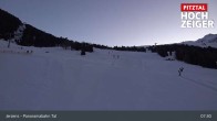 Archived image Webcam Jerzens - Zirbenbahn Bergstation 06:00