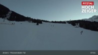 Archived image Webcam Jerzens - Zirbenbahn Bergstation 07:00