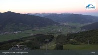 Archived image Webcam Kaprun: View Top Station Maiskogelbahn 18:00