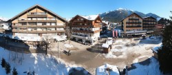 Archiv Foto Webcam Dorfplatz, Seefeld in Tirol 11:00