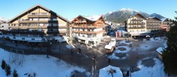 Archiv Foto Webcam Dorfplatz, Seefeld in Tirol 13:00