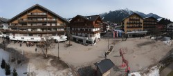 Archiv Foto Webcam Dorfplatz, Seefeld in Tirol 11:00