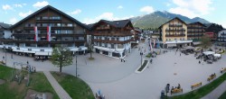 Archiv Foto Webcam Dorfplatz, Seefeld in Tirol 13:00