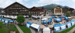 Archiv Foto Webcam Dorfplatz, Seefeld in Tirol 13:00