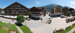 Archiv Foto Webcam Dorfplatz, Seefeld in Tirol 11:00