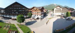 Archiv Foto Webcam Dorfplatz, Seefeld in Tirol 17:00