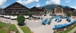 Archiv Foto Webcam Dorfplatz, Seefeld in Tirol 13:00
