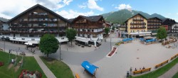 Archiv Foto Webcam Dorfplatz, Seefeld in Tirol 13:00