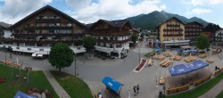 Archiv Foto Webcam Dorfplatz, Seefeld in Tirol 11:00