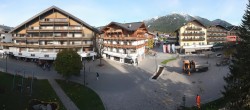 Archiv Foto Webcam Dorfplatz, Seefeld in Tirol 13:00