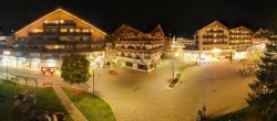 Archiv Foto Webcam Dorfplatz, Seefeld in Tirol 17:00