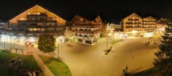 Archiv Foto Webcam Dorfplatz, Seefeld in Tirol 20:00