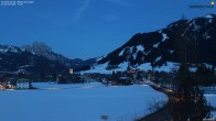 Archiv Foto Webcam Blick ins Tannheimer Tal 17:00