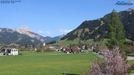 Archiv Foto Webcam Blick ins Tannheimer Tal 15:00