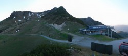 Archiv Foto Webcam Bergstation des Reckmoos-Sessellifts 19:00