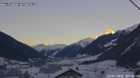 Archiv Foto Webcam Pettneu, Gasthof Traube 07:00