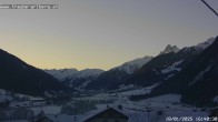 Archiv Foto Webcam Pettneu, Gasthof Traube 15:00